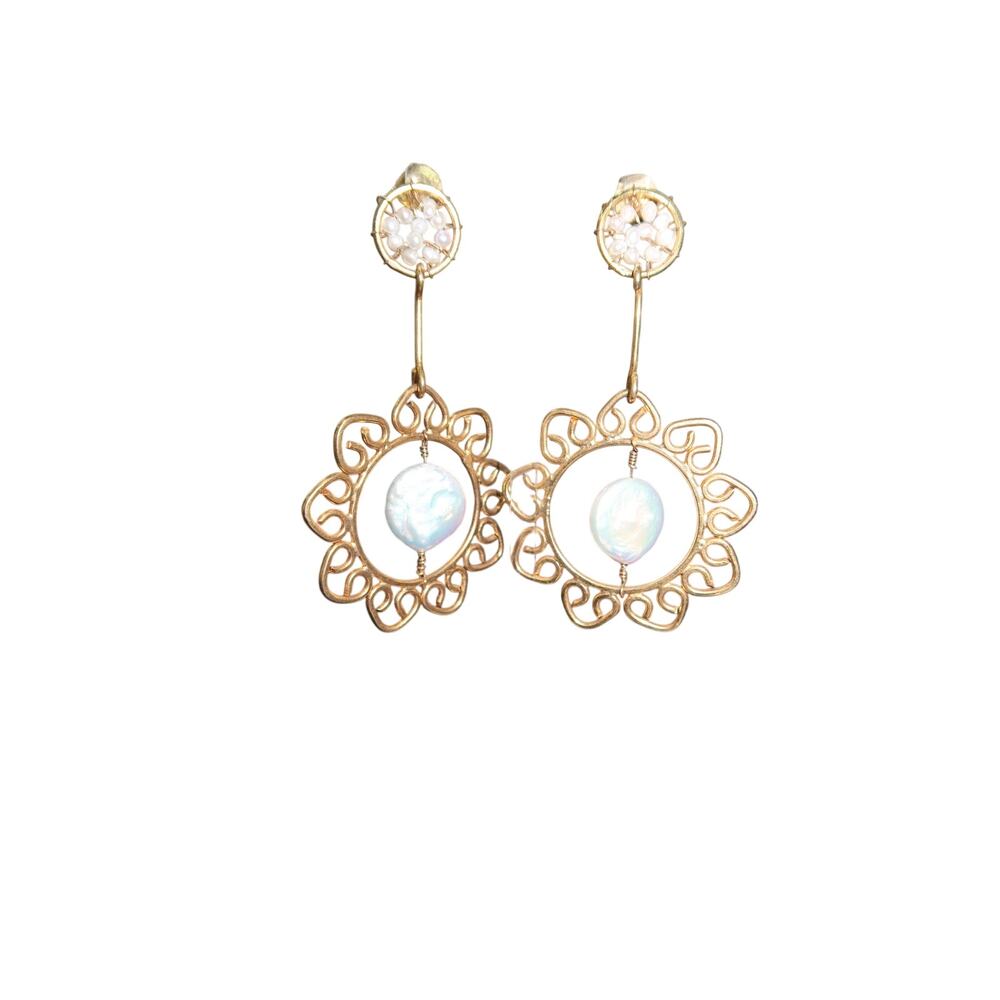 24K Gold Filled Pearl Flower Drop Earrings Handmade Lightweight Women's OS